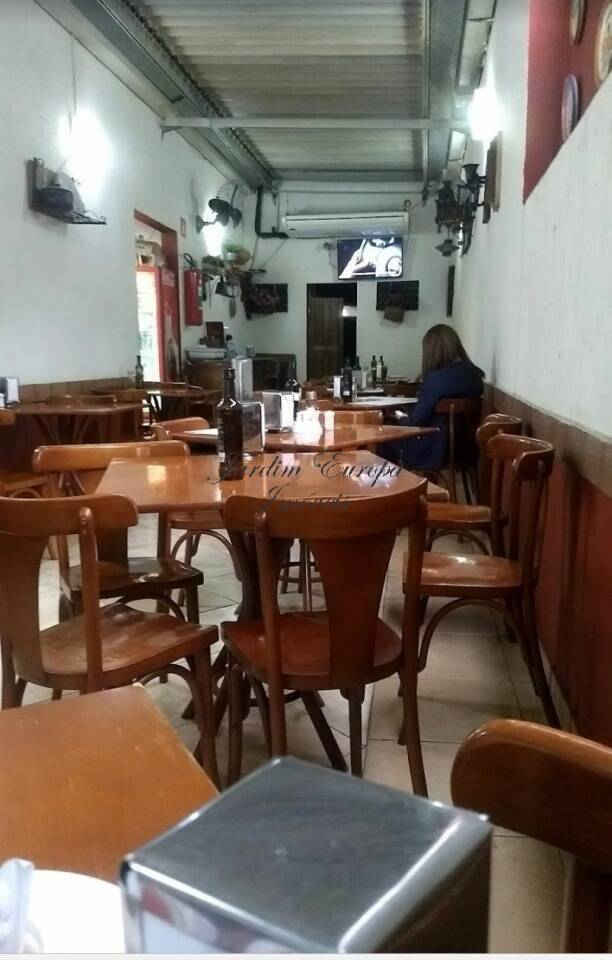 Sobrado à venda e aluguel com 2 quartos, 250m² - Foto 1