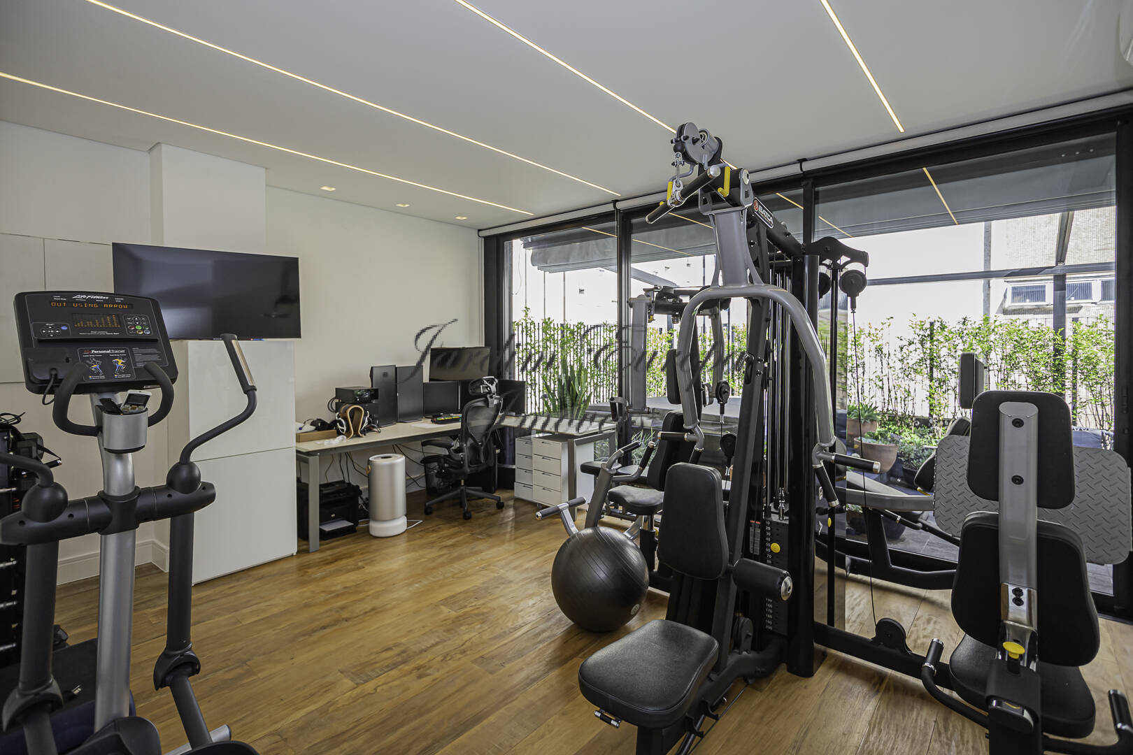 Cobertura à venda e aluguel com 3 quartos, 420m² - Foto 33