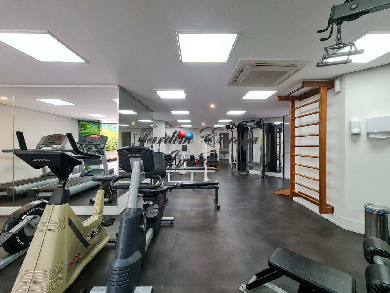 Apartamento, 3 quartos, 280 m² - Foto 3