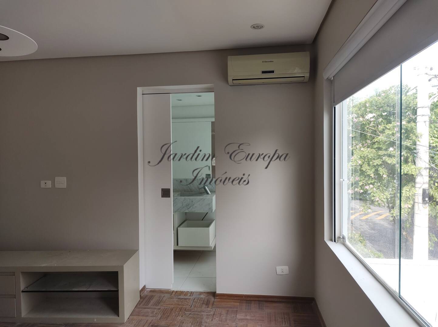 Sobrado à venda e aluguel com 2 quartos, 250m² - Foto 15