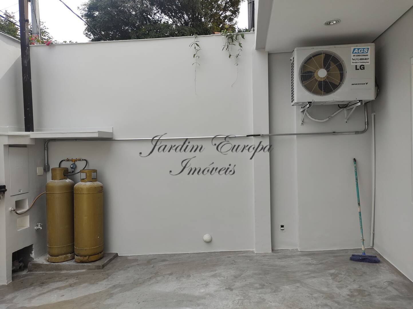 Sobrado à venda e aluguel com 2 quartos, 250m² - Foto 6