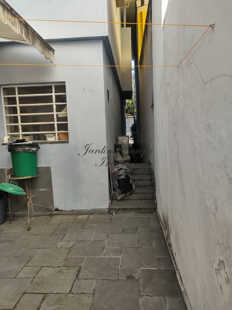 Casa para alugar com 3 quartos, 143m² - Foto 33