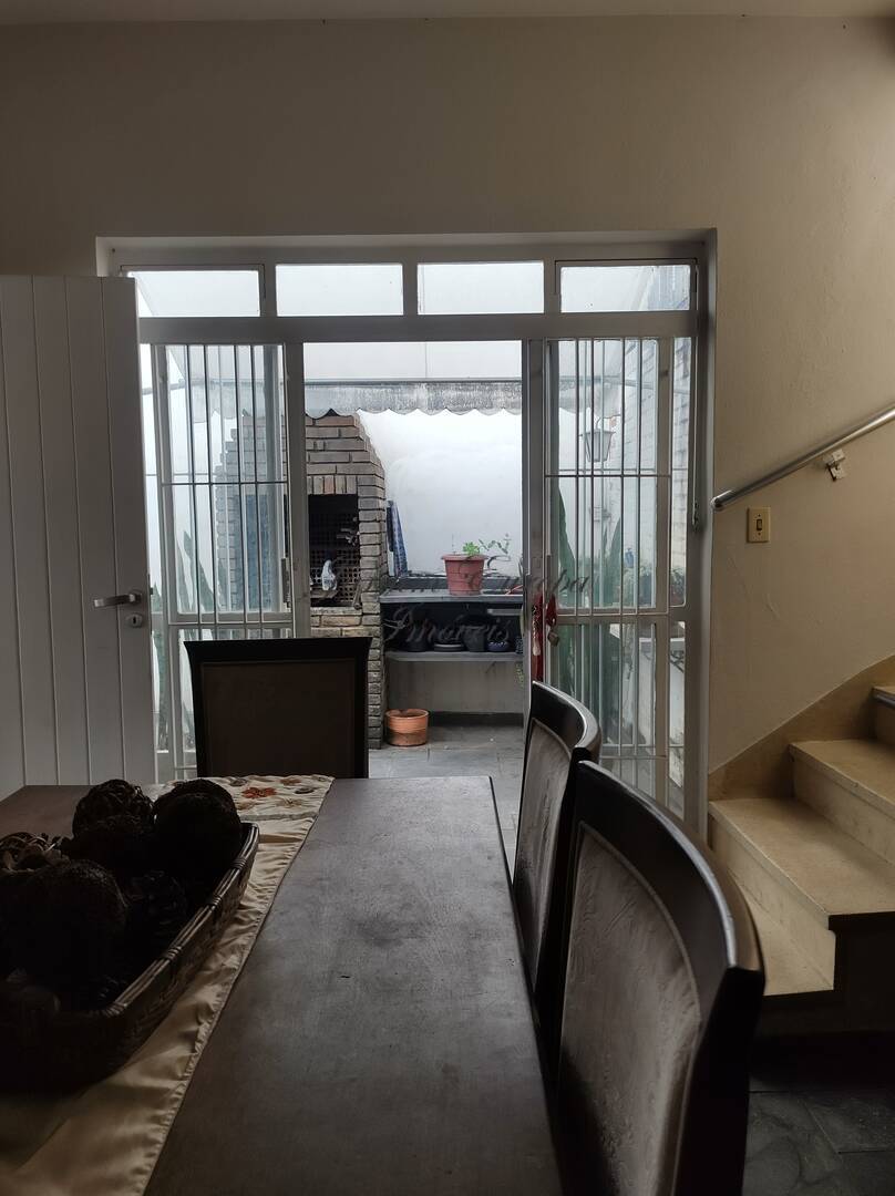 Casa para alugar com 3 quartos, 143m² - Foto 8