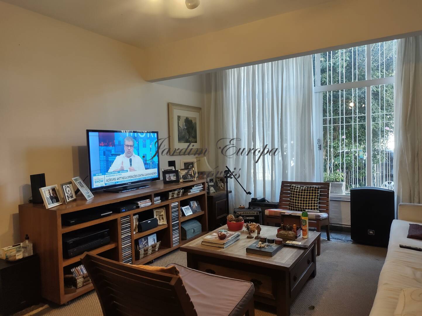 Casa para alugar com 3 quartos, 143m² - Foto 2