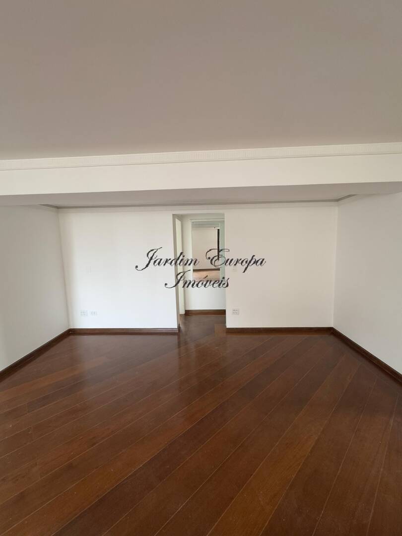 Apartamento para alugar com 3 quartos, 144m² - Foto 5