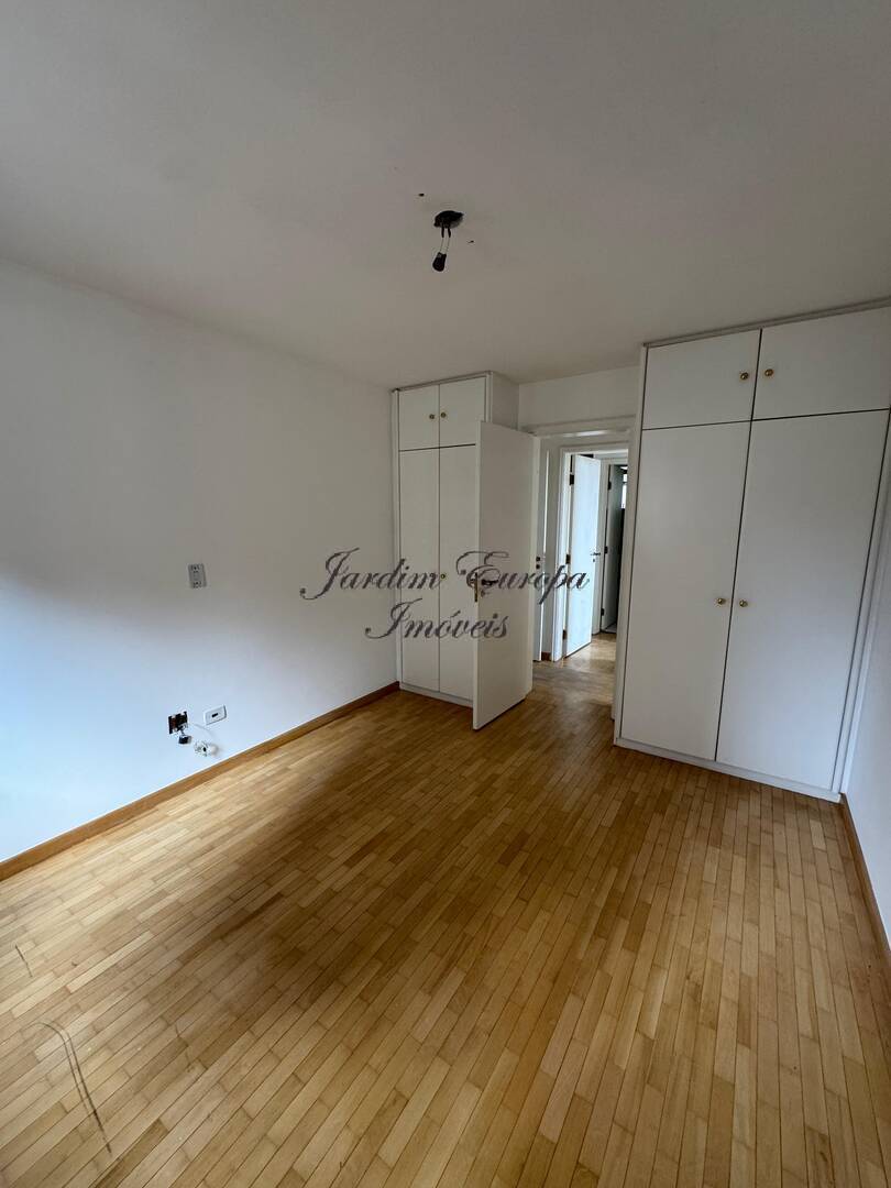 Apartamento para alugar com 3 quartos, 144m² - Foto 7