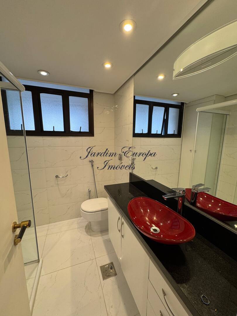 Apartamento para alugar com 3 quartos, 144m² - Foto 23