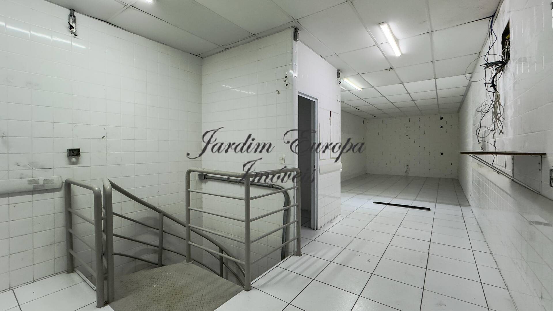 Depósito-Galpão, 348 m² - Foto 4