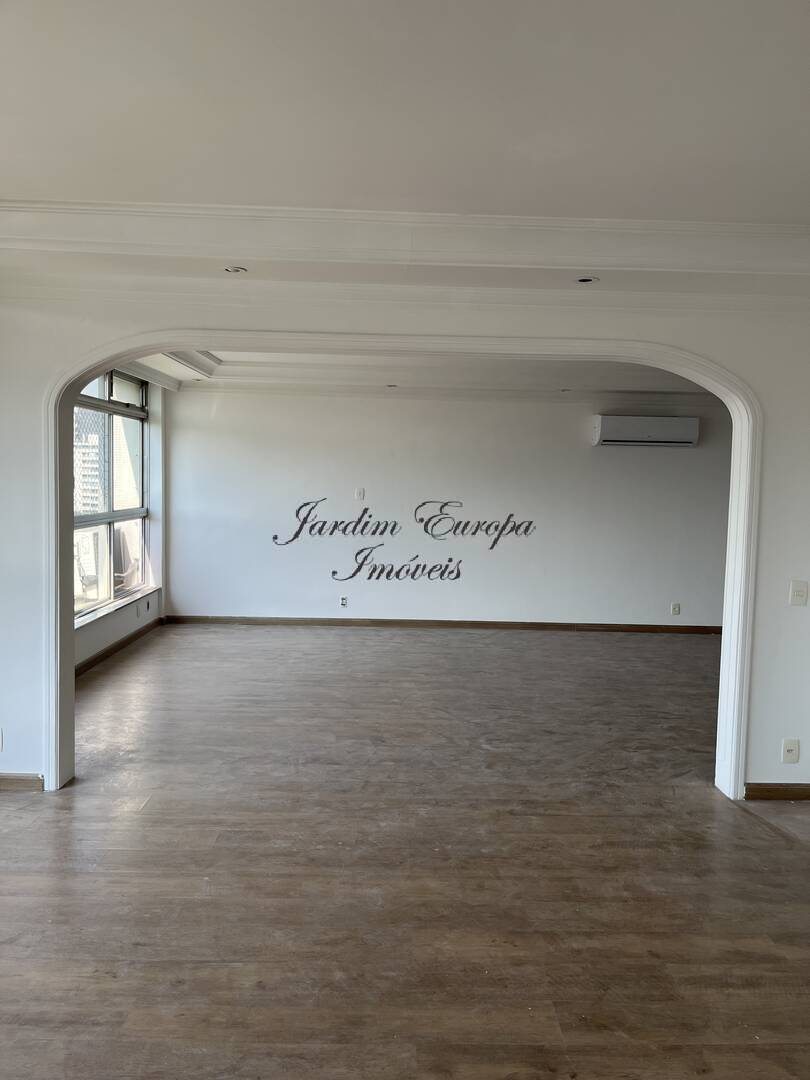 Apartamento à venda e aluguel com 3 quartos, 240m² - Foto 3