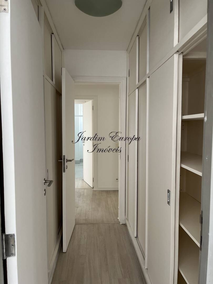 Apartamento à venda e aluguel com 3 quartos, 240m² - Foto 19