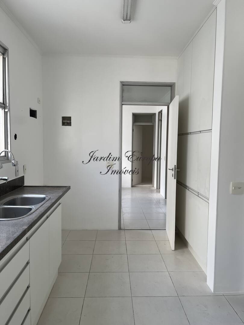 Apartamento à venda e aluguel com 3 quartos, 240m² - Foto 16