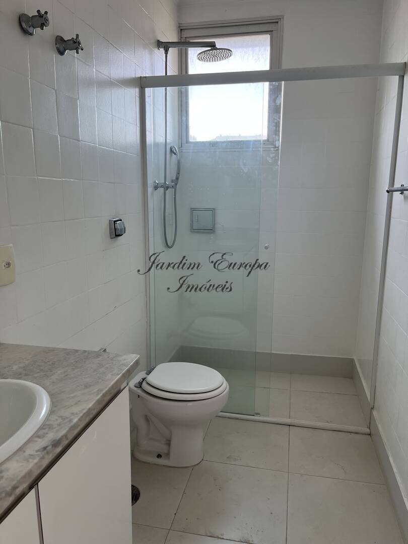 Apartamento à venda e aluguel com 3 quartos, 240m² - Foto 23