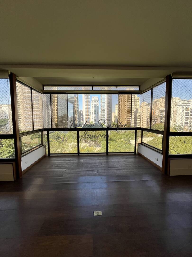 Apartamento, 3 quartos, 200 m² - Foto 4