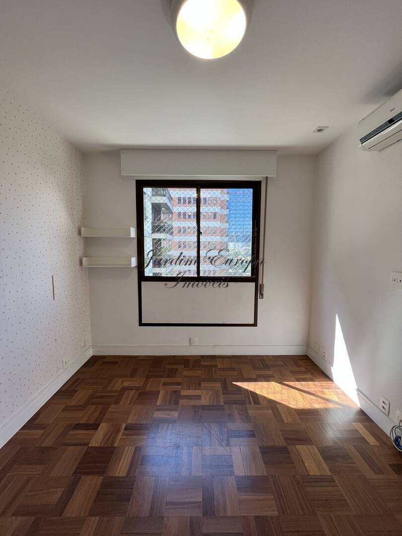 Apartamento, 3 quartos, 200 m² - Foto 21