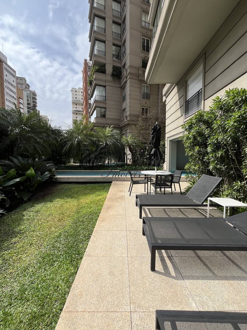 Apartamento à venda e aluguel com 2 quartos, 100m² - Foto 24