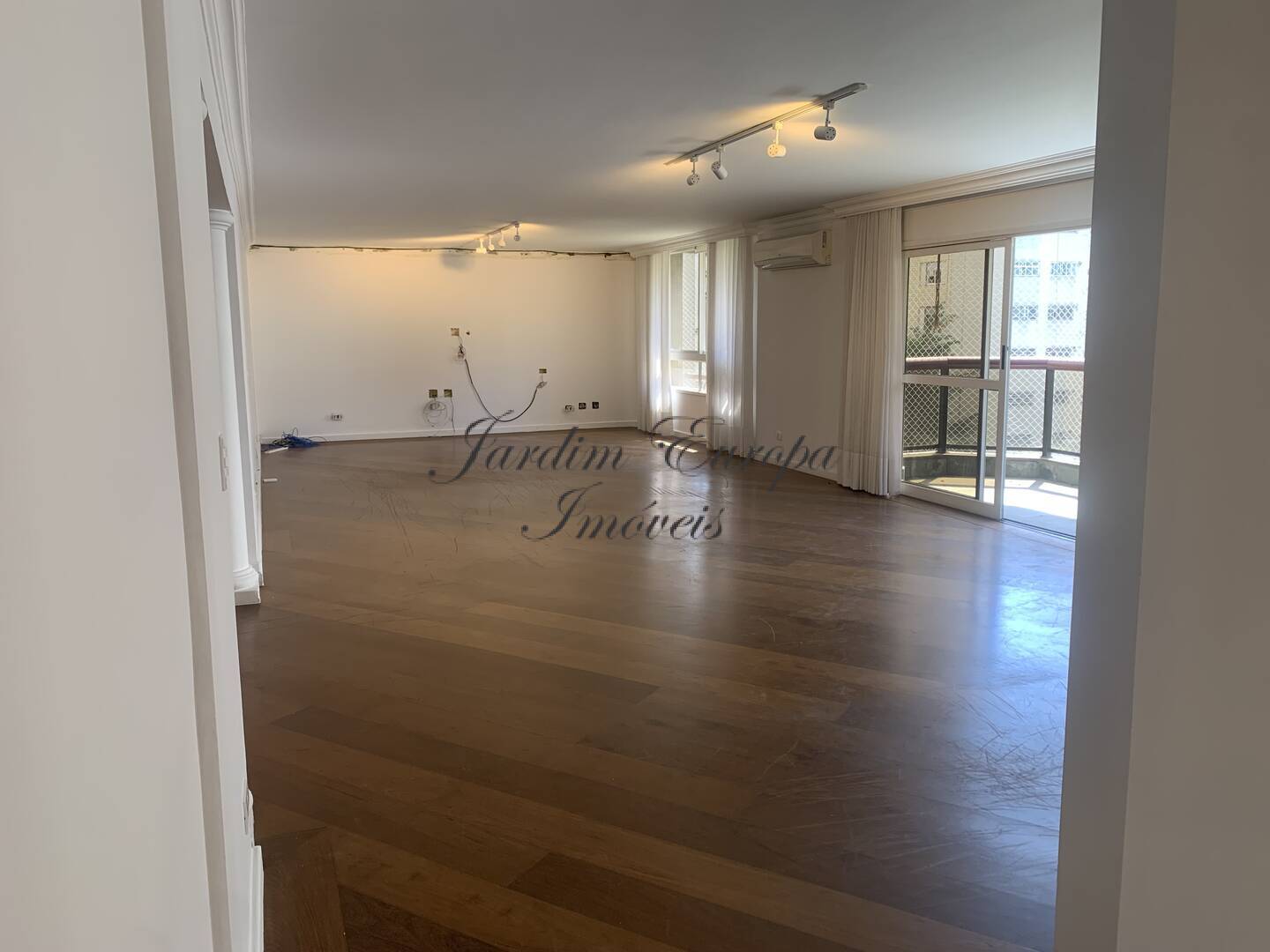 Apartamento, 4 quartos, 330 m² - Foto 2