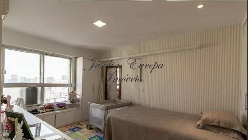 Apartamento, 3 quartos, 270 m² - Foto 7