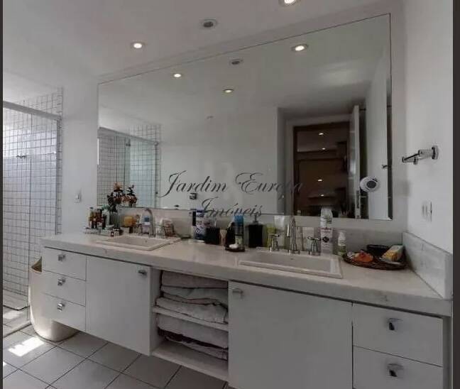 Apartamento, 3 quartos, 270 m² - Foto 11