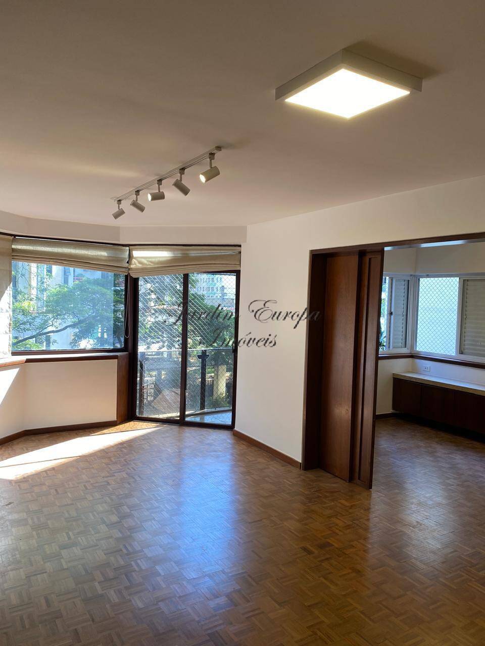Apartamento, 3 quartos, 161 m² - Foto 2