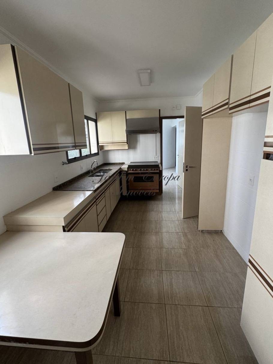 Apartamento, 4 quartos, 196 m² - Foto 29