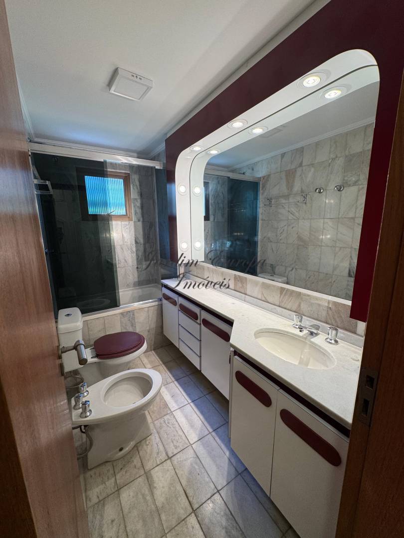 Apartamento, 4 quartos, 196 m² - Foto 10