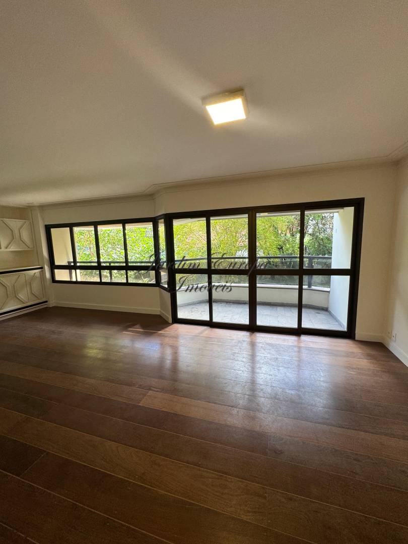 Apartamento, 4 quartos, 196 m² - Foto 1