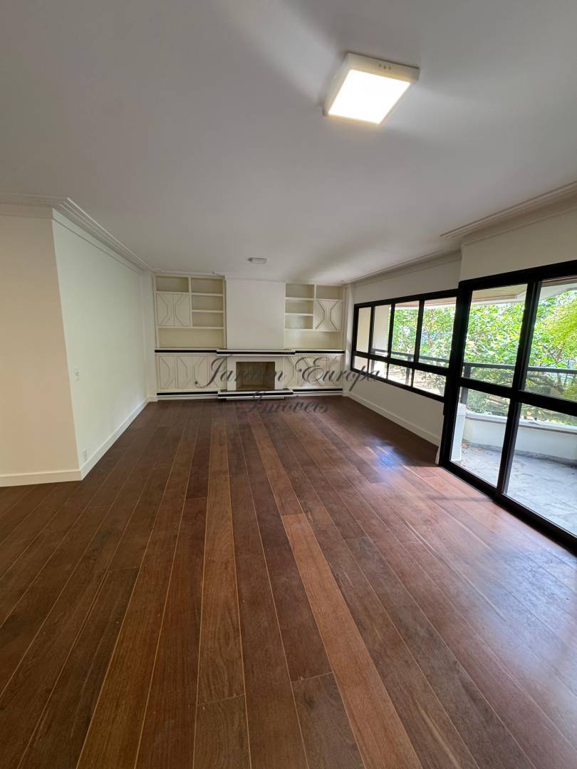 Apartamento, 4 quartos, 196 m² - Foto 4