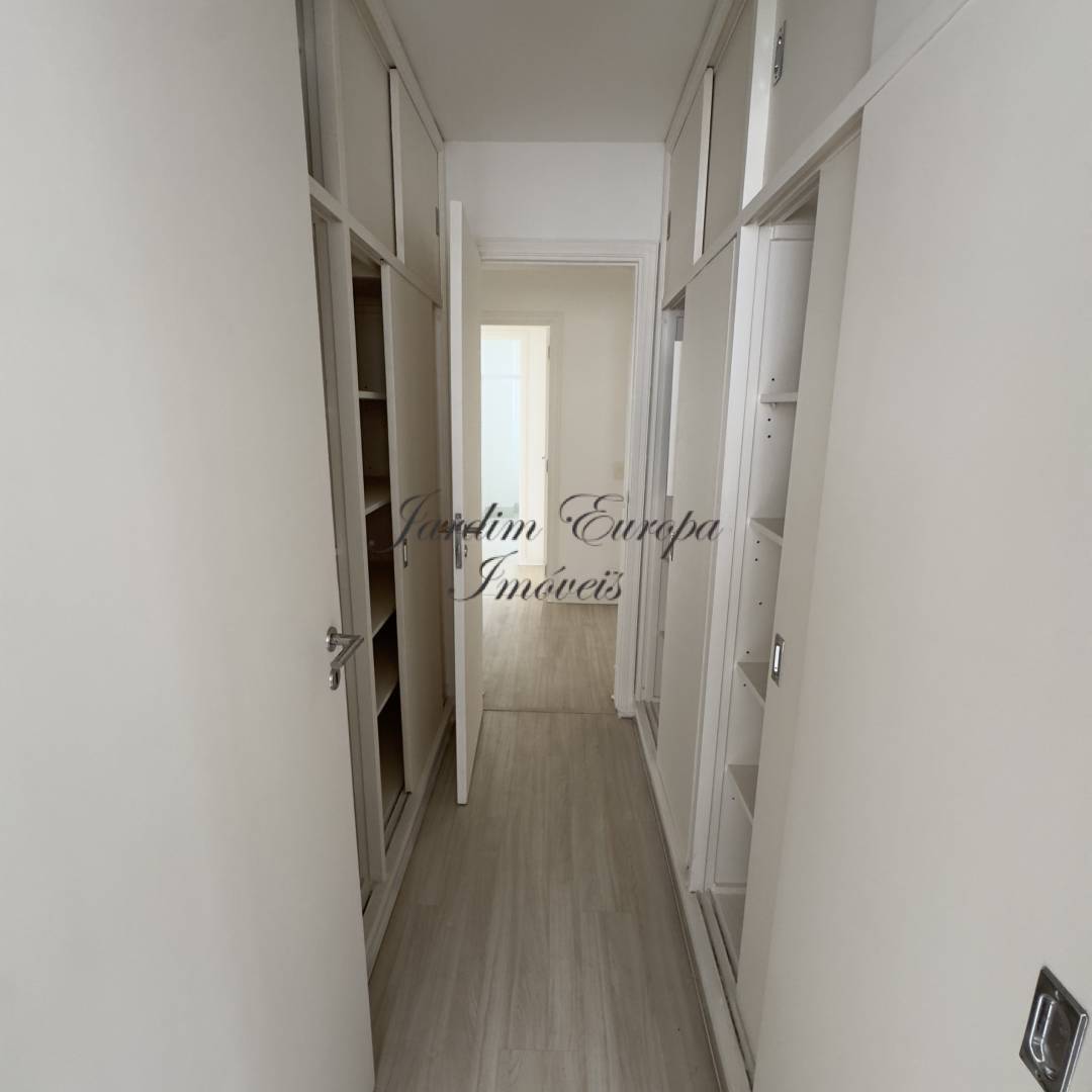 Apartamento, 3 quartos, 240 m² - Foto 13