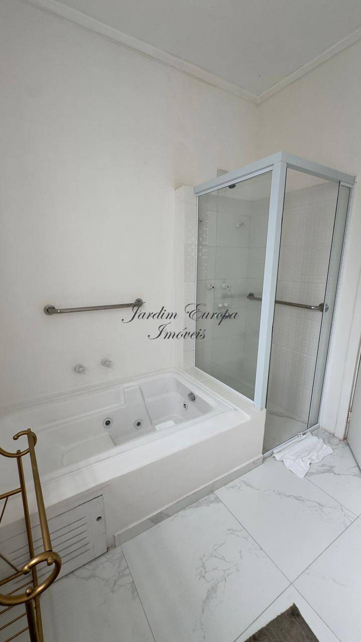 Casa, 3 quartos, 330 m² - Foto 26