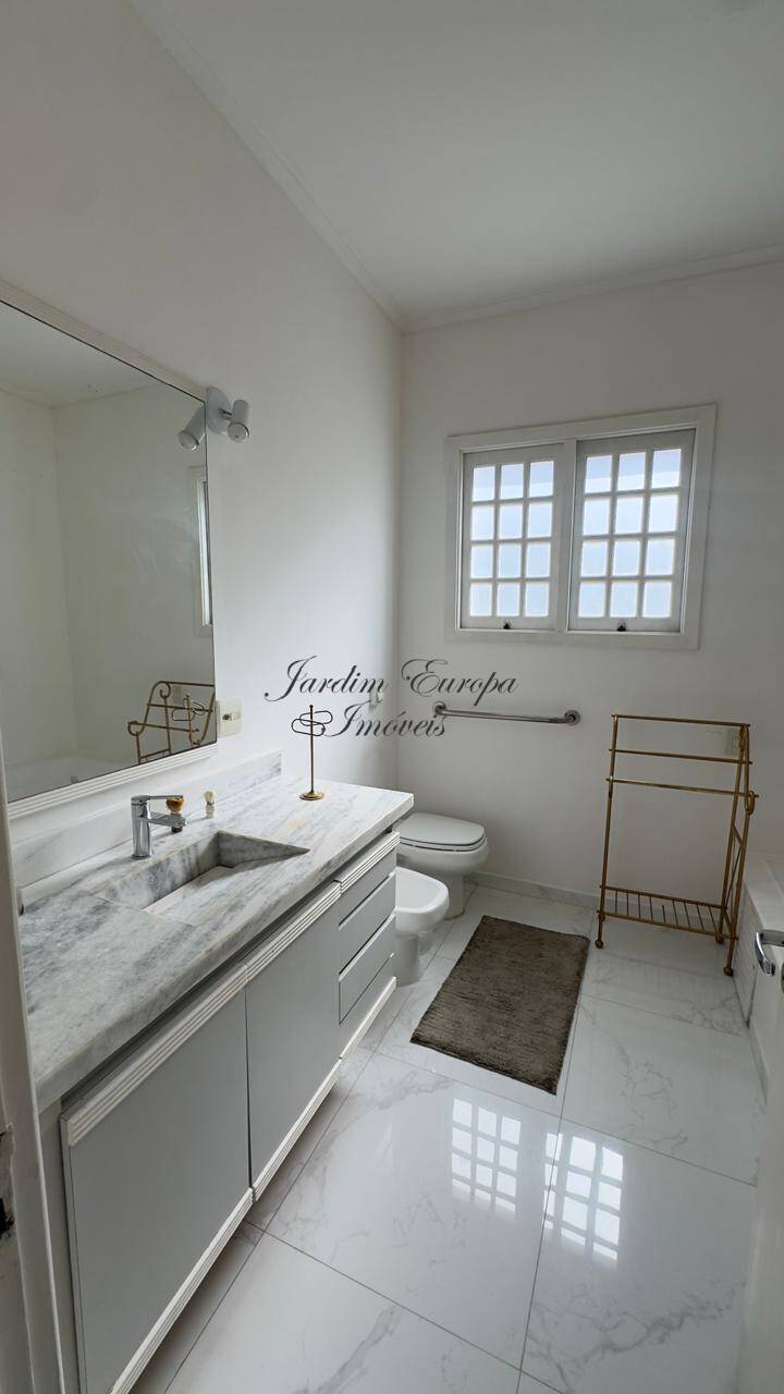 Casa, 3 quartos, 330 m² - Foto 35