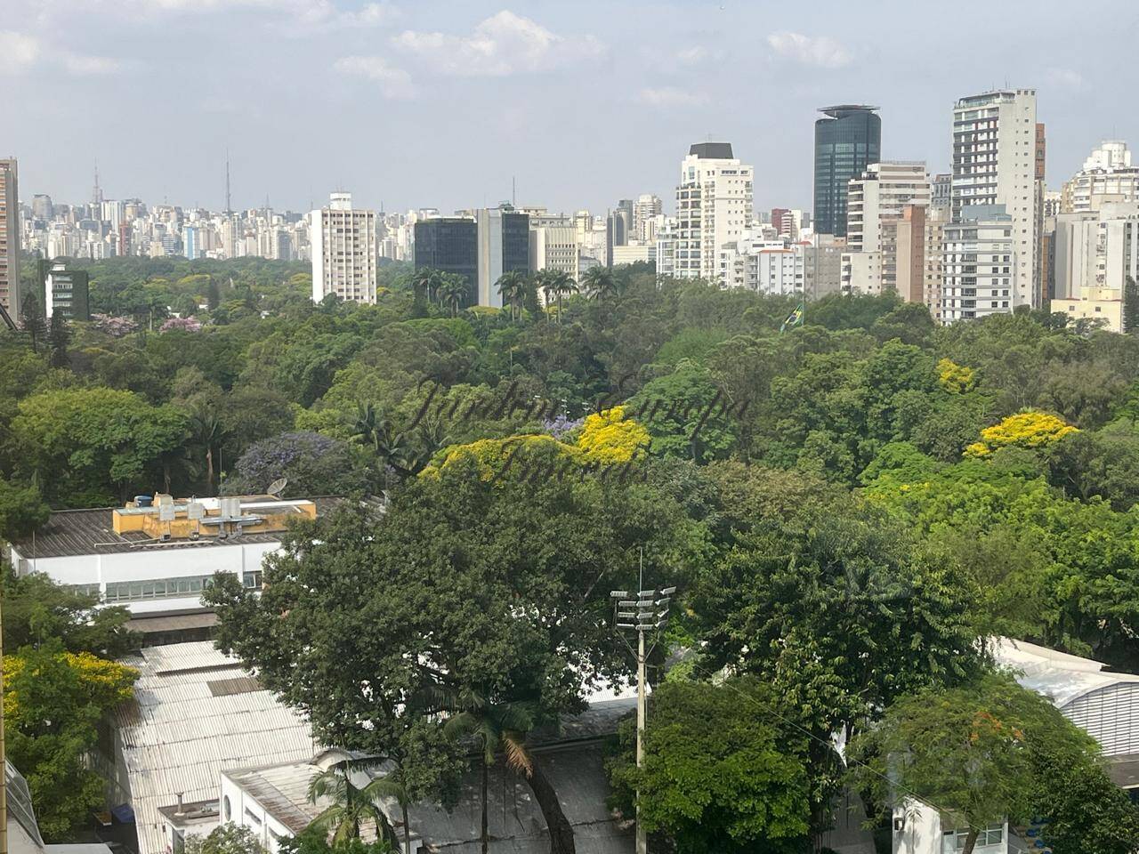 Apartamento, 3 quartos, 160 m² - Foto 1